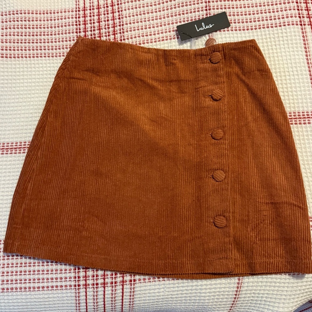 Lulus - Katherina Button-Front Corduroy
Skirt